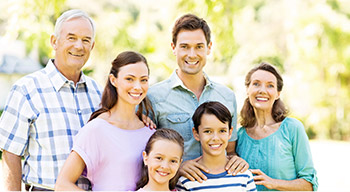 family of six group photo